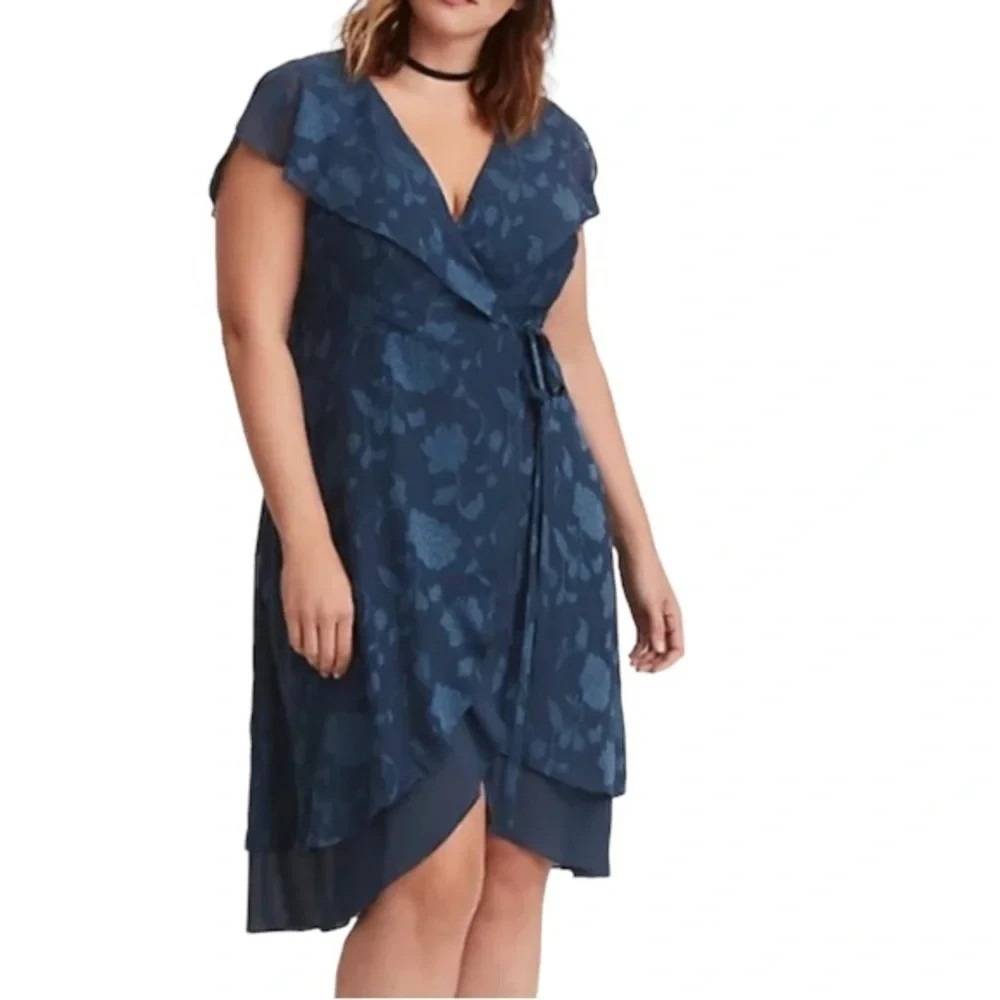 Torrid Wrap Dress Blue Textured Floral Midi Flutter Sleeve Dressy